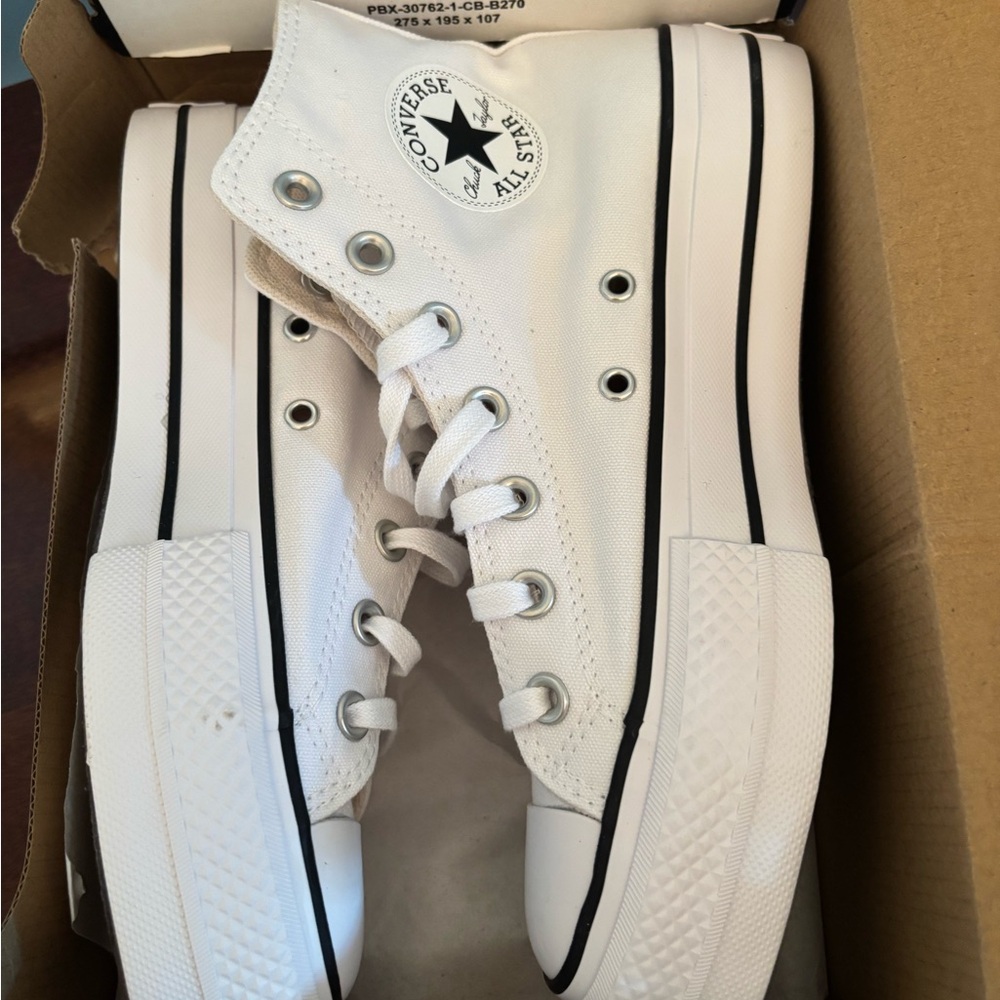 New never been worn Converse White Black High-Top Sneakers in original box